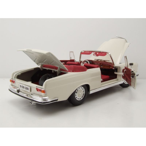 MERCEDES 280 SE 1968 CREAM 1:18 Maisto Auto Stradali Modellino