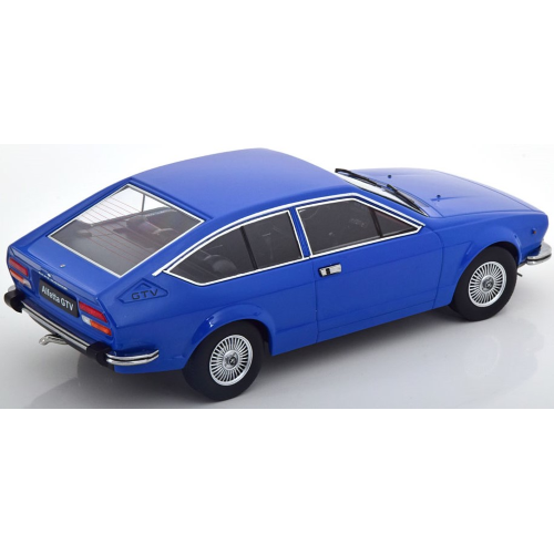 ALFA ROMEO ALFETTA 2000 GTV 1976 BLUE 1:18 KK Scale Auto Stradali Die Cast Modellino