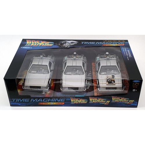 DE LOREAN BACK TO THE FUTURE GIFT BOX WITH PART 1 + 2 + 3 1:24 Welly Movie Modellino