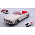 FORD MUSTANG CONVERTIBLE "JAMES BOND GOLDIFINGER" CREME/WHITE 1:18 MotorMax Movie Die Cast Modellino