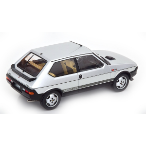 FIAT RITMO TC 125 ABARTH 1980 SILVER 1:18 ModelCarGroup Auto Stradali Modellino