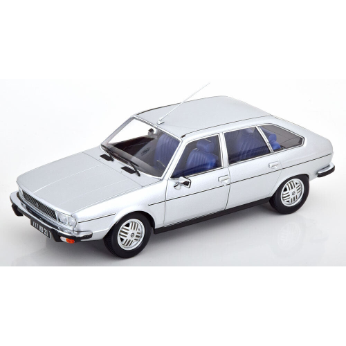 RENAULT 30 TX 1979 SILVER 1:18 Norev Auto Stradali Modellino
