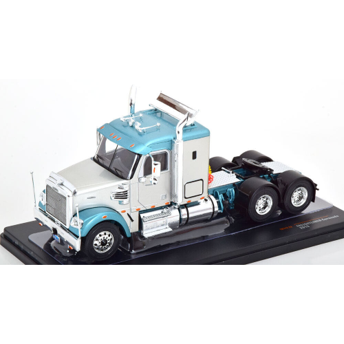 FREIGHTLINER CORONADO 2008 SILVER/GREEN 1:43 Ixo Model Camion Modellino
