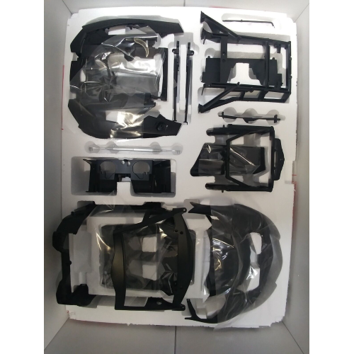 LAMBORGHINI AVENTADOR LP700-4 ROADSTER 2013 BLACK KIT 1:8 Pocher Auto Stradali Modellino