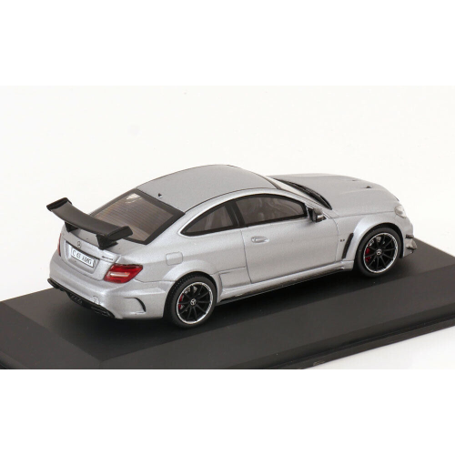 MERCEDES C-CLASS C63 AMG BLACK SERIES 2012 METALLIC GREY 1:43 Solido Auto Stradali Modellino