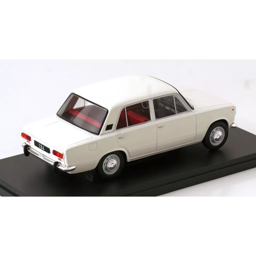 FIAT 124 1970 WHITE 1:24 Whitebox Auto Stradali Modellino