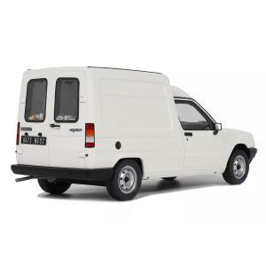 RENAULT EXPRESS 1985 BLANC PANDA 1:18 Ottomobile Auto Stradali Modellino