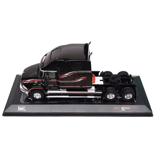 MACK VISION 2000 BLACK 1:43 Ixo Model Camion Modellino