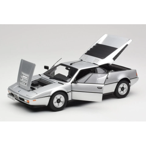 BMW M1 1980 SILVER METALLIC 1:18 Norev Auto Stradali Modellino