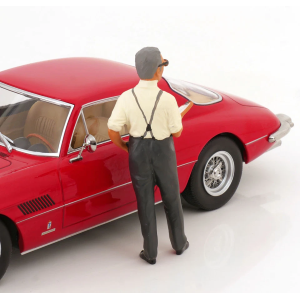 FIGURINE ENZO WITH CLIPBOARD 1:18 KK Scale Figurini Modellino