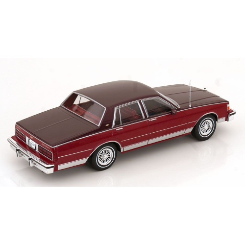 CHEVROLET CAPRICE 1987 RED 1:18 ModelCarGroup Auto Stradali Modellino