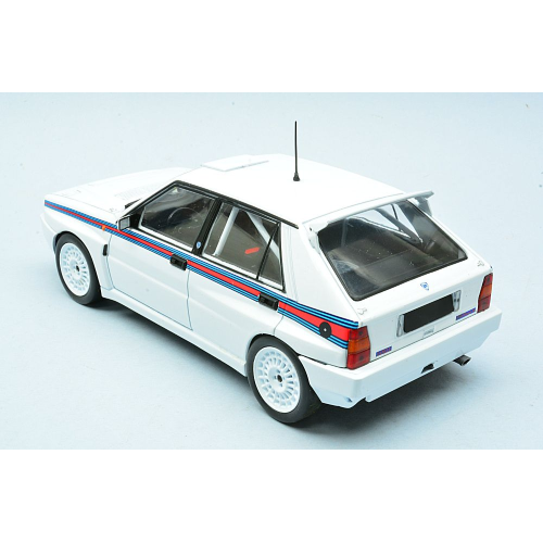 LANCIA DELTA INTEGRALE 16V 1989 WHITE 1:24 Whitebox Auto Stradali Modellino