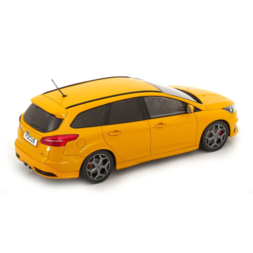 FORD FOCUS ST TURNIER 2014 YELLOW 1:18 ModelCarGroup Auto Stradali Modellino