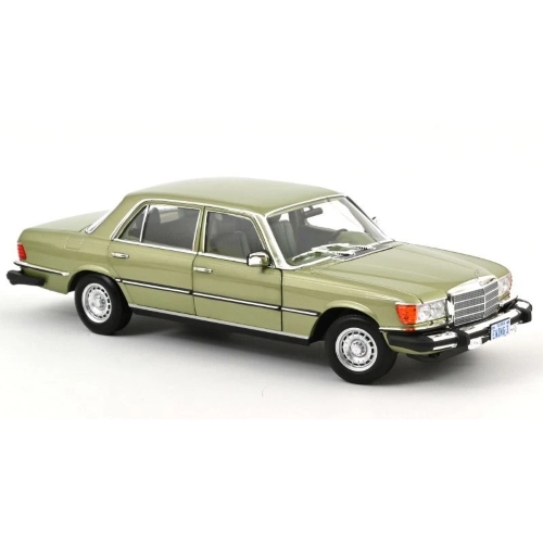 MERCEDES 450 SEL SILVERGREEN US TV-VERSION 1979 1:18 Norev Auto Stradali Modellino