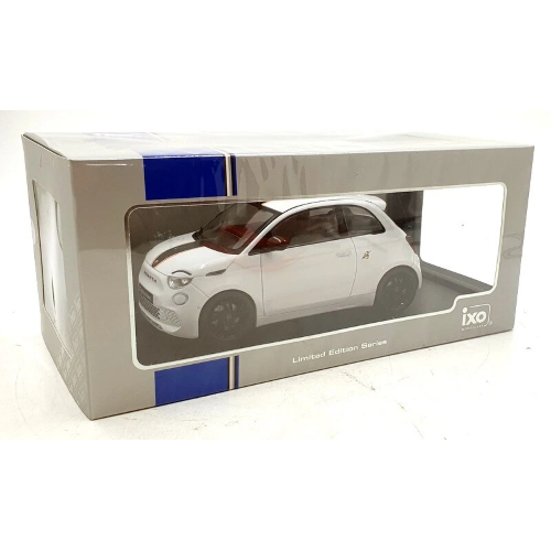 FIAT 500E ABARTH 2024 WHITE 1:18 ModelCarGroup Auto Stradali Modellino