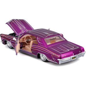 BUICK RIVIERA 1965 VIOLET 1:26 Maisto Auto Stradali Modellino
