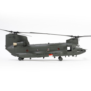 BOEING CHINOOK CH-47SD HELICOPTER REPUBLIC OF SINGAPORE 1:72 Forces of Valor Elicotteri Modellino