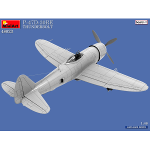 P-47D-30RE THUNDERBOLT BASIC KIT 1:48 Miniart Kit Aerei Modellino