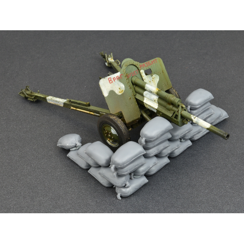 HESSIAN BAGS (SAND, CEMENT, VEGETABLES ETC.) KIT 1:35 Miniart Kit Diorami Modellino