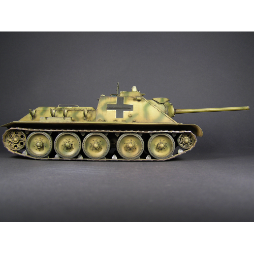 JAGDPANZER SU-85 (R) W/CREW KIT 1:35 Miniart Kit Mezzi Militari Modellino