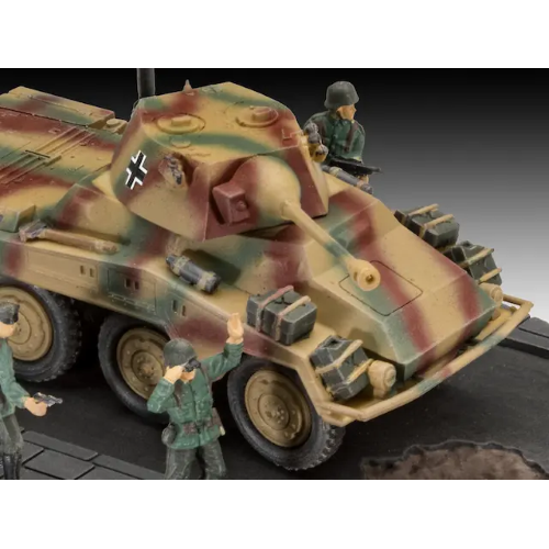 FIRST DIORAMA SET SD.KFZ.234/2 PUMA KIT 1:76 Revell Kit Mezzi Militari Modellino