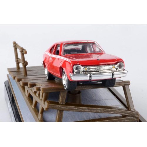 DIORAMA AMC HORNET 1974 "007 THE MAN WITH THE GOLDEN GUN" 1:64 MotorMax Movie Modellino