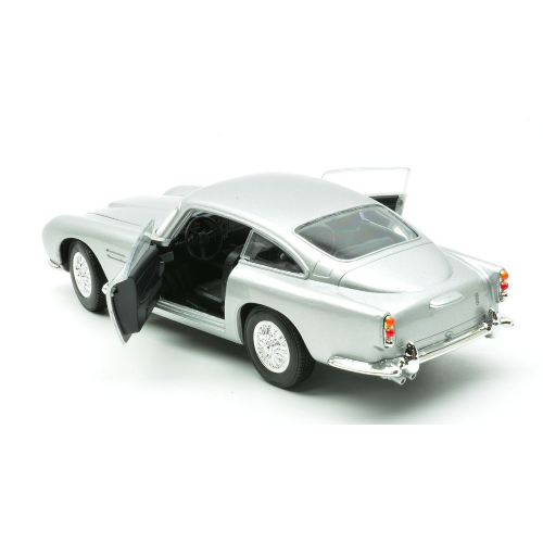 ASTON MARTIN DB5 1964 SILVER 1:24 Welly Auto Stradali Modellino