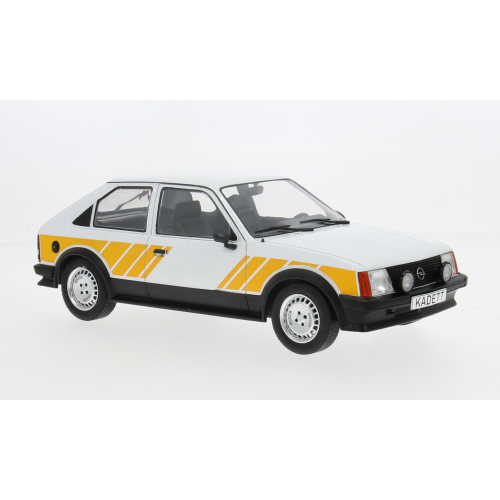 OPEL KADETT D GTE 1983 WHITE/YELLOW 1:18 ModelCarGroup Auto Stradali Modellino