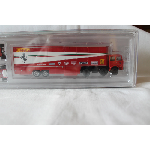 FIAT 691 T RENNTRANSPORT FERRARI 1977 + 2 FERRARI 312 T2 F1 + 6 FIGURES 1:87 Brekina Auto Stradali Modellino