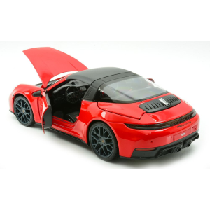 PORSCHE 911 (992.2) TARGA 4 GTS HYBRID 2025 RED 1:18 Maisto Auto Stradali Modellino
