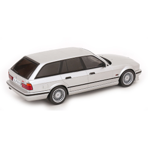 BMW ALPINA B10 (E34) 4,6 TOURING 1991 SILVER 1:18 ModelCarGroup Auto Stradali Modellino