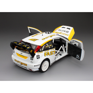 FORD FOCUS RS N.46 RALLY MONZA 2006 V.ROSSI-C.CASSINA 1:18 SunStar Auto Rally Modellino