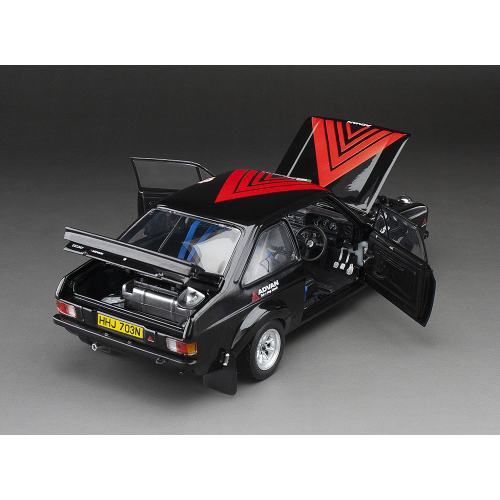 FORD ESCORT RS 1800 N.31 RALLY PORTUGAL 1981 K.SHINOZUKA-B.HARRIS 1:18 SunStar Auto Rally Modellino