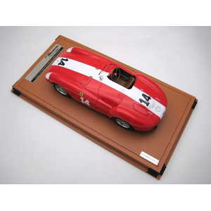 FERRARI 500 MONDIAL GP N.14 WINNER SUPERCORTEMAGGIORE MONZA 1956 HAWTHORN-MAGLIOLI 1:18 Tecnomodel Auto Competizione Modellino