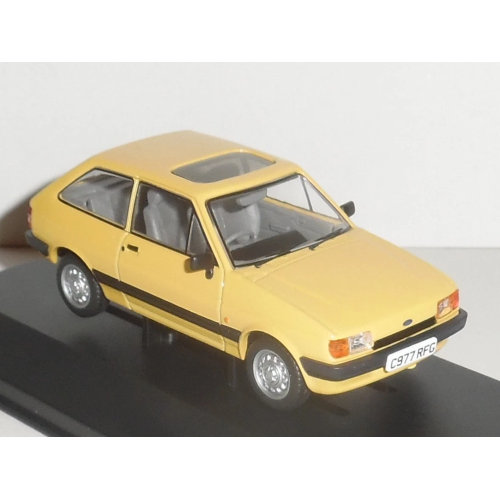 FORD FIESTA MK2 1.1L 1983 CITRINE YELLOW 1:43 Vanguards Auto Stradali Modellino