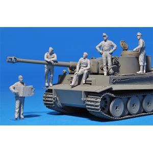 GERMAN TANK CREW (NORMANDY 1944) KIT 1:35 Miniart Kit Figure Militari Modellino