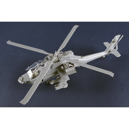 ELICOTTERO AH-64A APACHE KIT 1:48 Trumpeter Kit Elicotteri Modellino