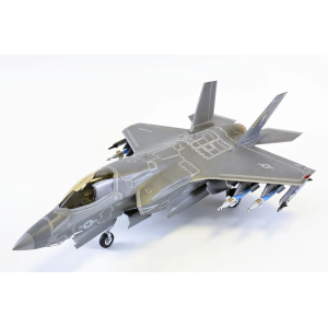 AEREO F-35B LIGHTNING KIT 1:32 Trumpeter Kit Aerei Modellino
