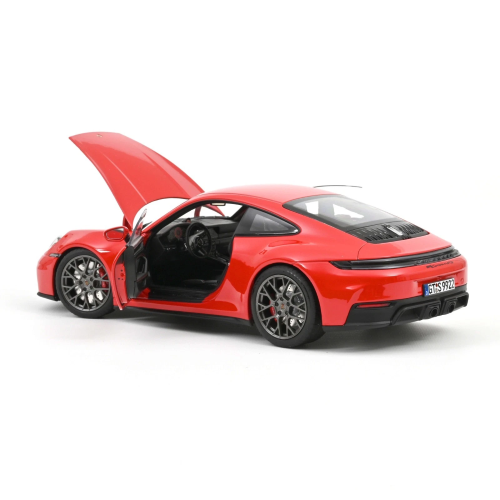 PORSCHE 911 CARRERA 4 GTS 2025 GUARDS RED 1:18 Norev Auto Stradali Modellino