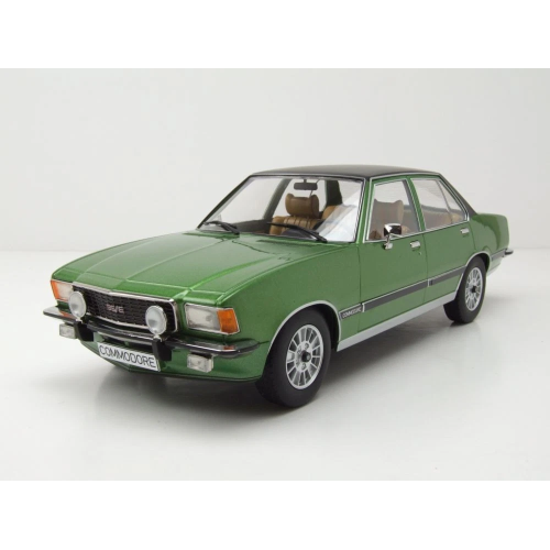 OPEL COMMODORE B 1972 GREEN 1:18 ModelCarGroup Auto Stradali Modellino