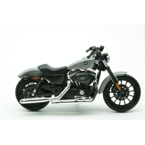 HARLEY DAVIDSON SPORTSTER IRON 883 2022 1:18 Maisto Moto Modellino