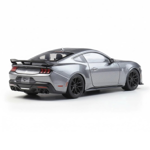 FORD MUSTANG DARKHORSE 2024 SILVERGUN 1:24 Maisto Auto Stradali Modellino