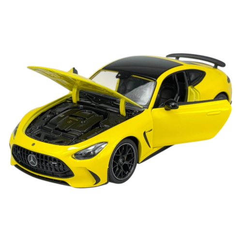 MERCEDES AMG GT63 V8 BITURBO (C192) 2024 YELLOW 1:24 Welly Auto Stradali Modellino