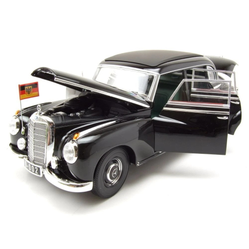 MERCEDES 300 1955 KONRAD ADENAUER 1:18 Norev Auto Stradali Modellino