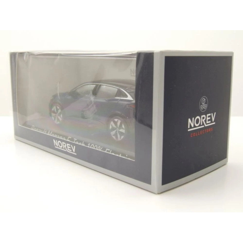 RENAULT MEGANE E-TECH 100% ELECTRIC 2022 MIDNIGHT BLUE & BLACK 1:43 Norev Auto Stradali Modellino