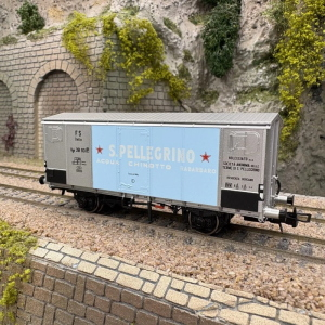 FS 2 AXLE REFRIGERATED WAGON "SAN PELLEGRINO" EP.III 1:87 Rivarossi Treni Modellino