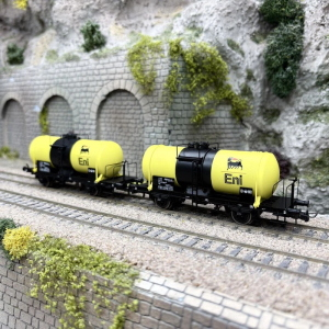 FS 2 UNIT 2 AXLE TANK "ENI" EP.IV 1:87 Rivarossi Treni Modellino