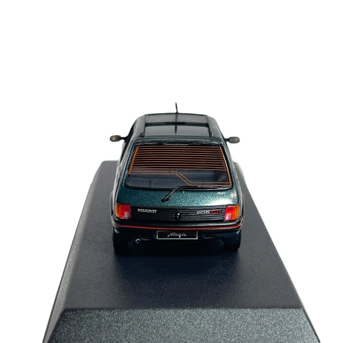 PEUGEOT 205 1.9 MAGIC 1990 SORRENTO GREEN 1:43 Norev Auto Stradali Modellino