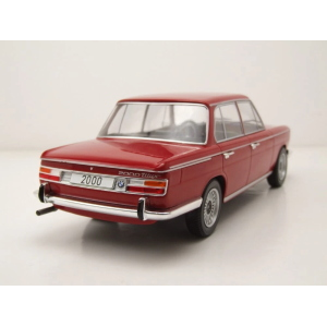 BMW 2000 (TYP 121) 1966 DARK RED 1:18 ModelCarGroup Auto Stradali Modellino