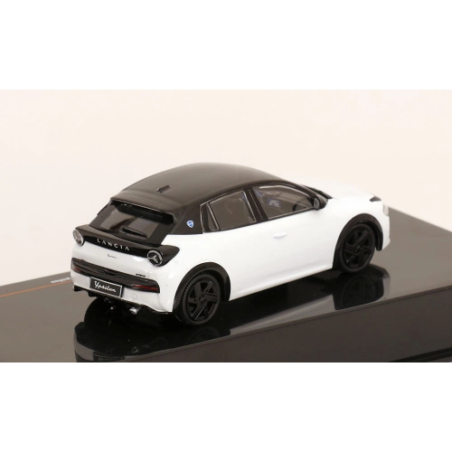 LANCIA YPSILON 2025 WHITE/BLACK 1:43 Ixo Model Auto Stradali Modellino